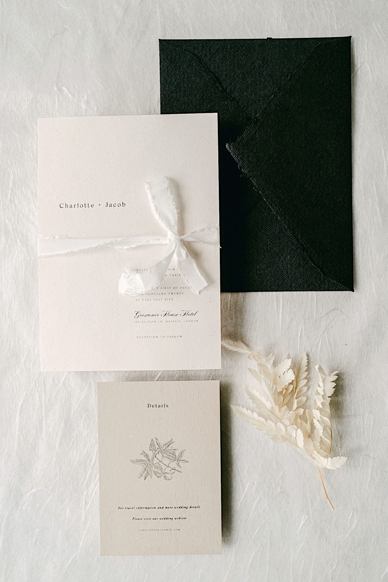 Charlotte - Minimalistic Scandinavian Inspired Wedding invitation